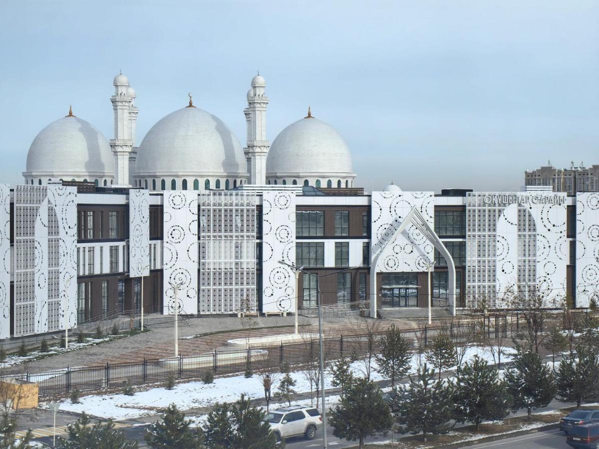 Shymkent Park Hotel Exterior photo
